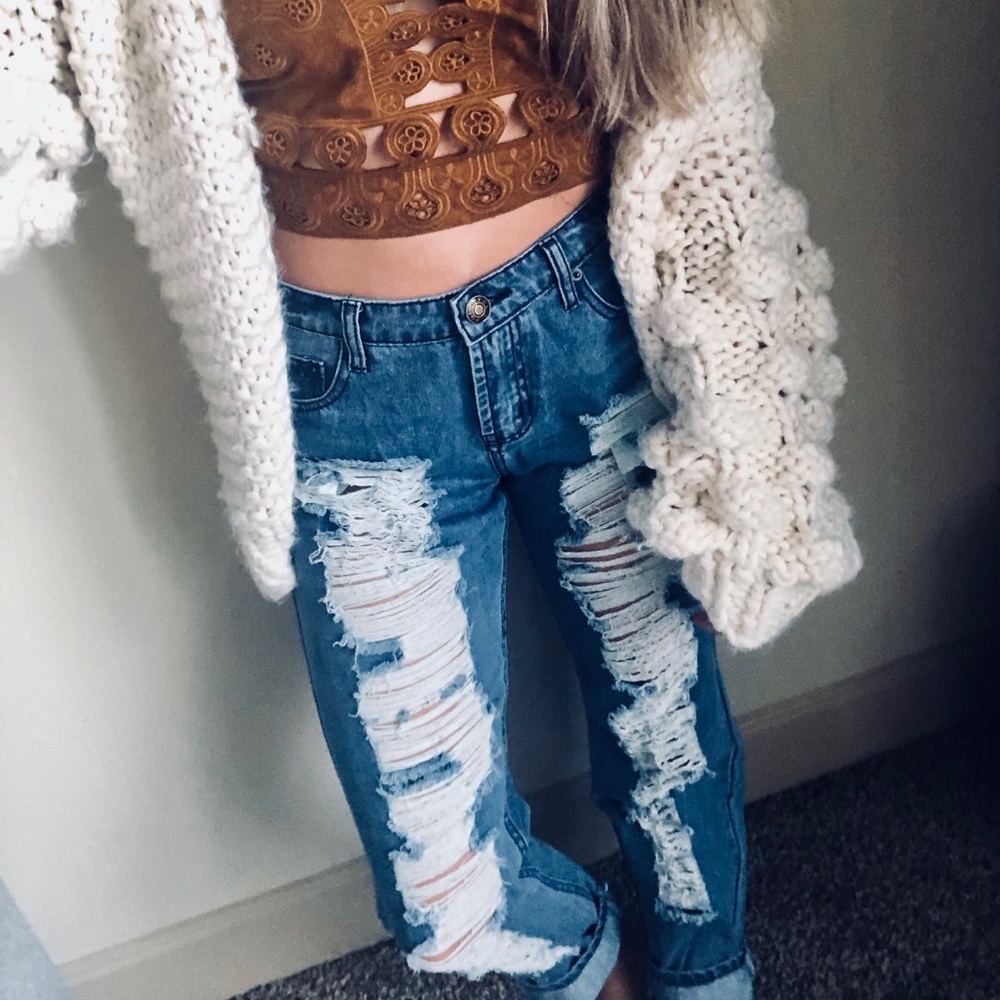 ONE LEFT!! Distressed Boyfriend Jeans